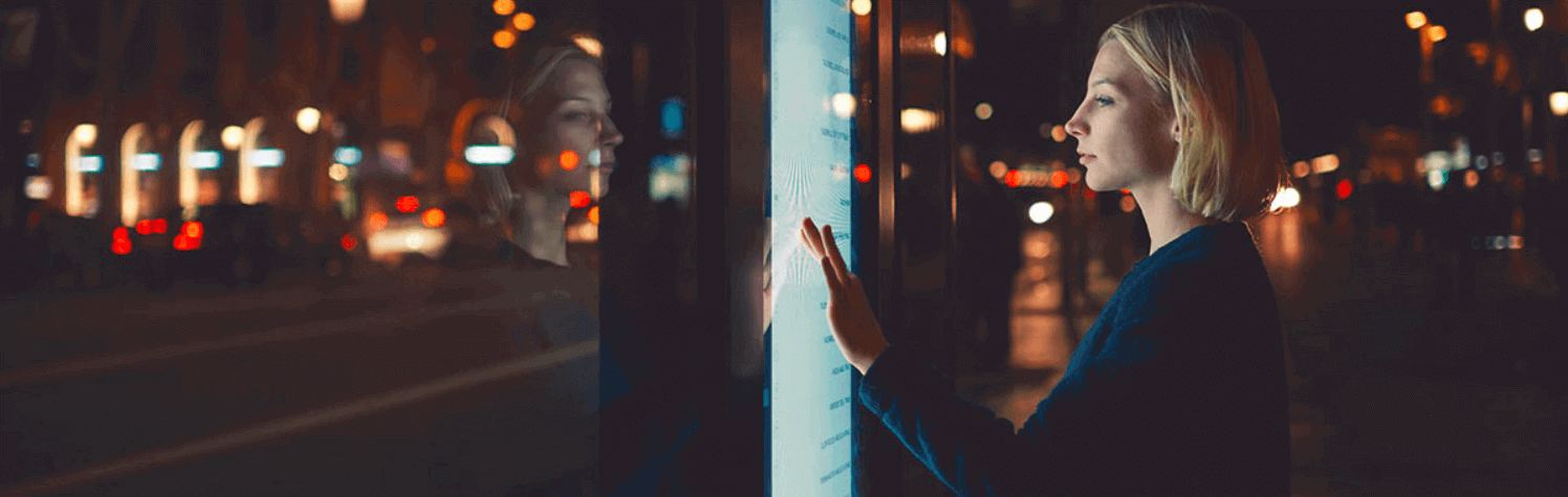 告别静态：数字标牌如何借助AI与物联网进化成为智慧城市的“神经末梢”(图2)