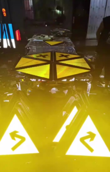 第四代交通反光标识技术发布，开启交通安全新时代(图2)